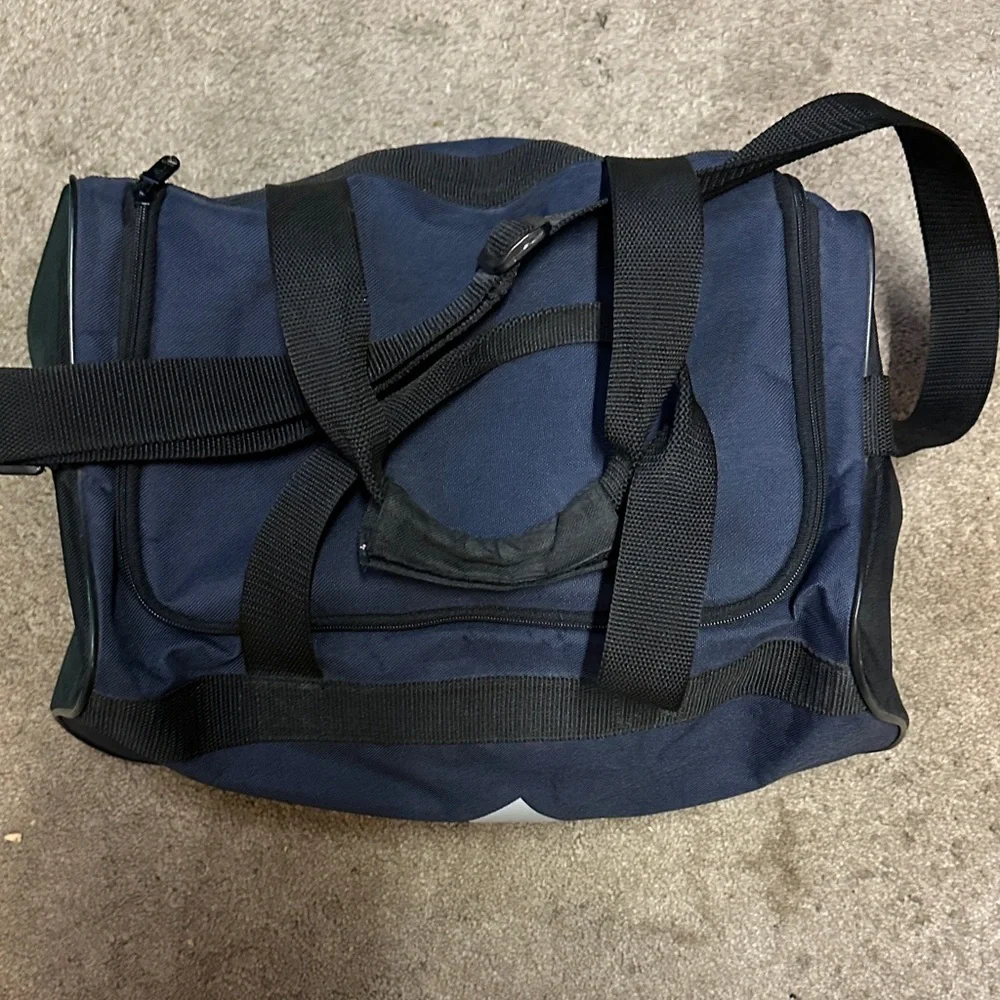 adidas Mens Duffel Bag Gym Travel Sports Carry On Navy White Logo OS